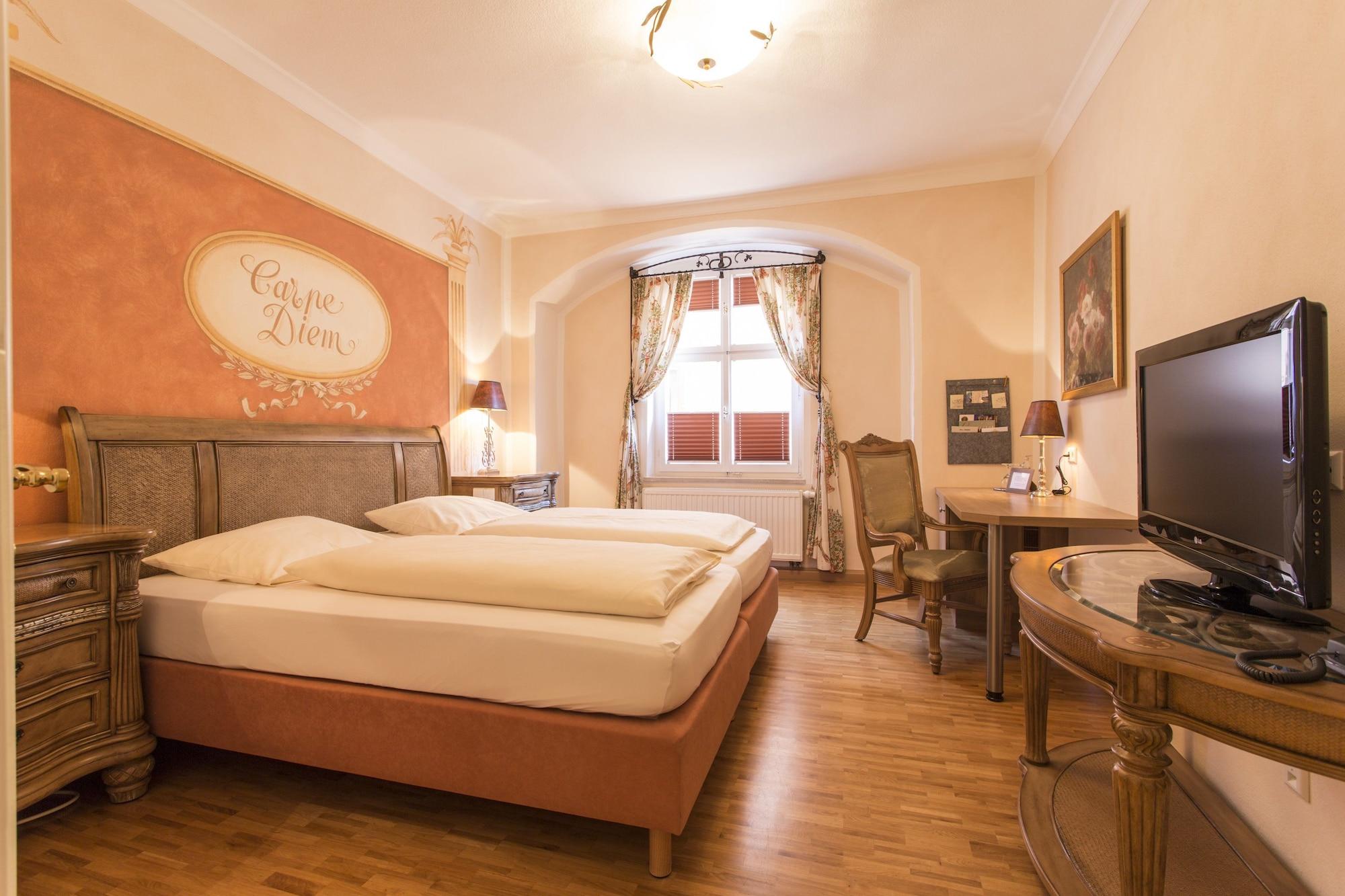 Meiser Altstadt Hotel Dinkelsbuhl Bagian luar foto